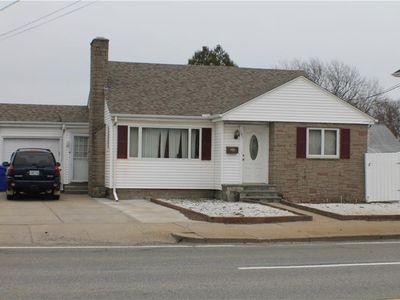 595 Newport Ave, Pawtucket, RI, 02861