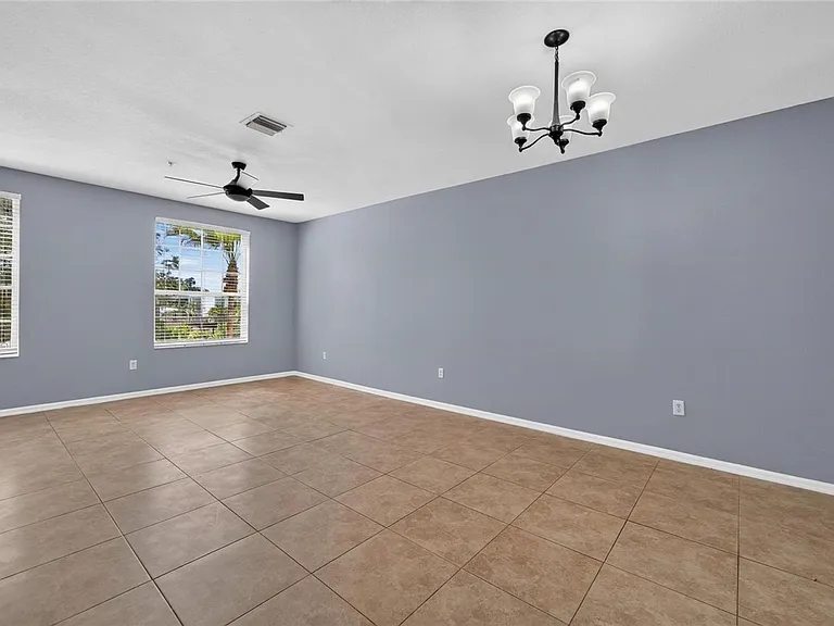 3186 Bayshore Oaks Dr — Photo 16