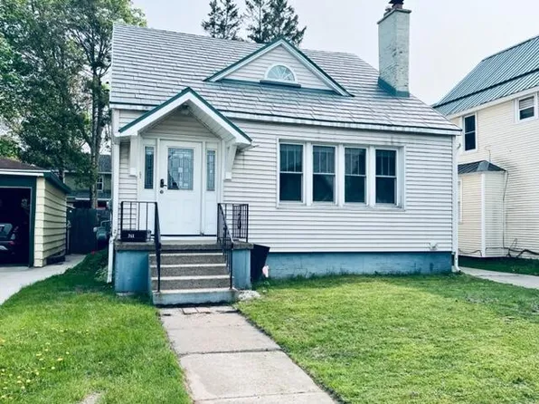 361 Dawson St, Sault Sainte Marie, MI 49783