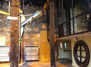 136 N Bread St, Philadelphia, PA 19106