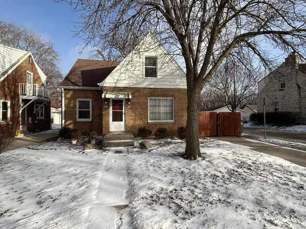 402 North 68th STREET, Milwaukee, WI 53213