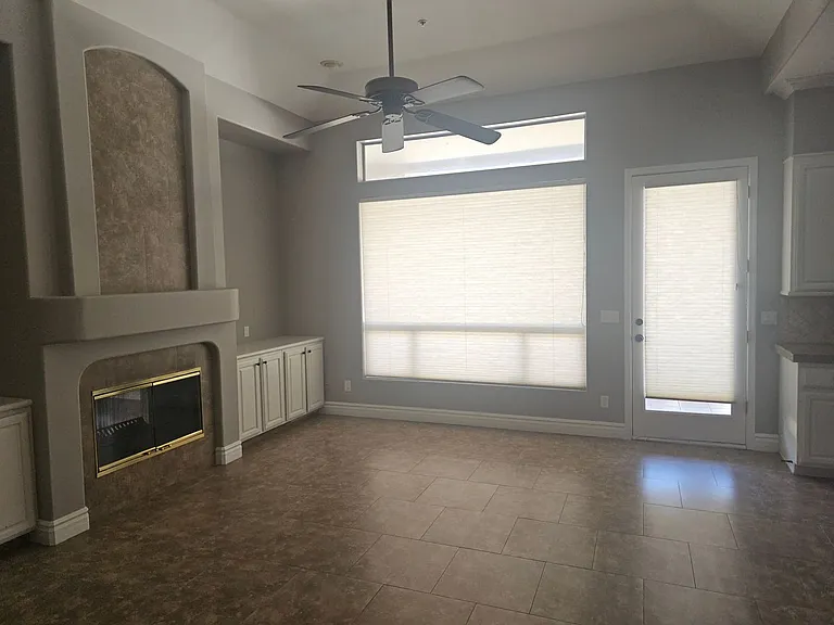12210 E Desert Cove Ave — Photo 18