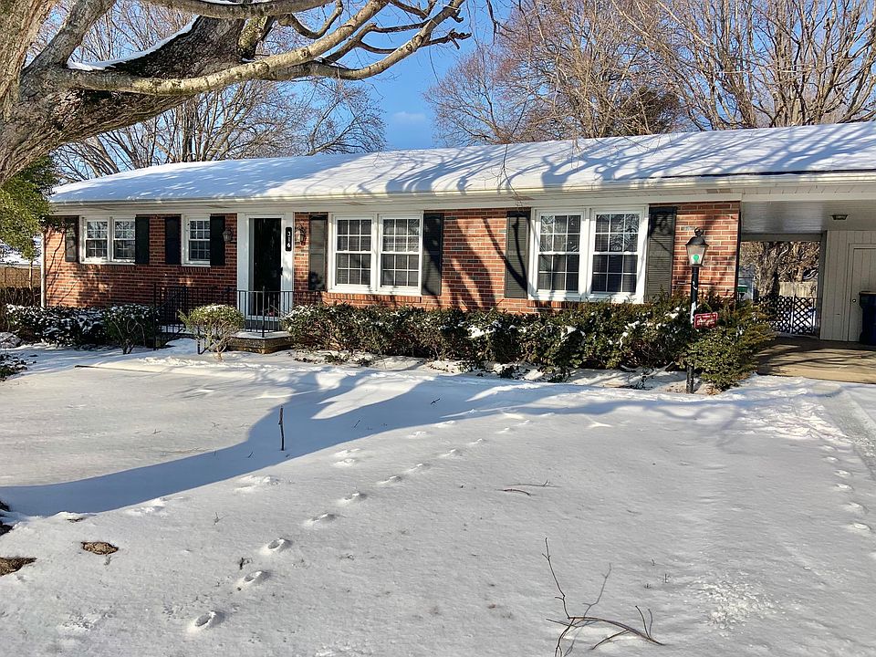 1st image of 316 Leslie Ave