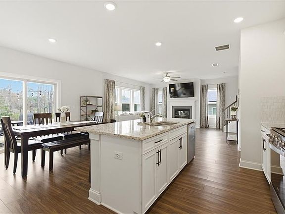 4th image of 511 Payne Rd