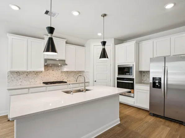 17318 Teddy Trace Dr, Waller, TX 77484