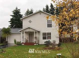 18672 NE Vaughn Milton Loop, Poulsbo, WA 98370