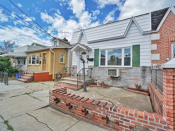 2nd image of 925 E 88th St