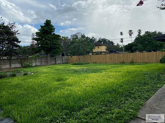 3rd image of 515 Calle Retama