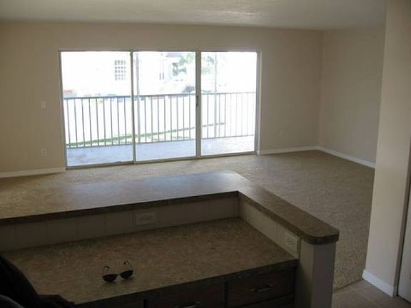 2nd image of 22234 Edgewater Dr Unit 202