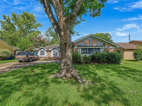 5107 Blueberry Hill Dr, Houston, TX 77084