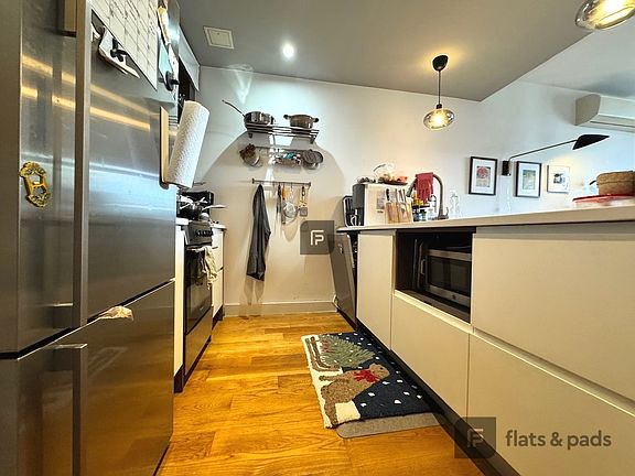 3rd image of 740 Dekalb Ave #502