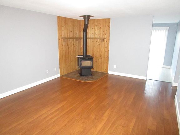4th image of 2809 65th Street Ct NW