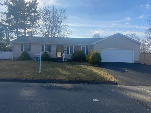 18 Villa Ln, Chicopee, MA 01013