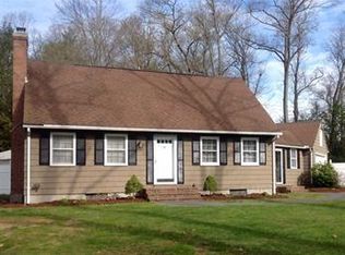 2 Ruth Dr, Wilbraham, MA 01095