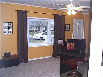 5th image of 550 Koch Ave