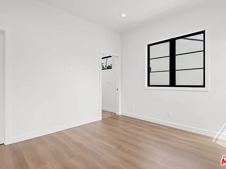 930 Lincoln Blvd #B — Photo 32