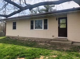 501 N Dianne Ln #A, Mahomet, IL