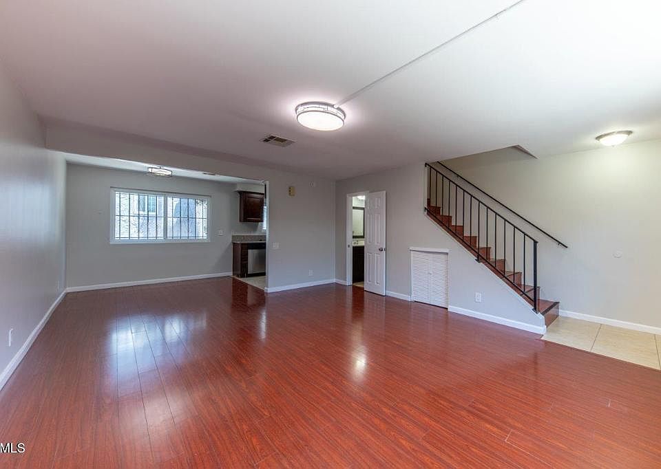 1st image of 6741 Nagle Ave
