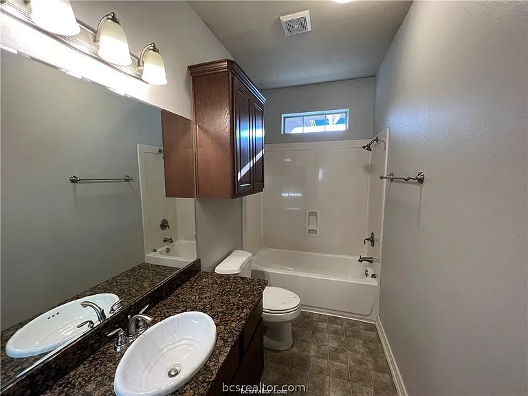 150 Forest Dr — Photo 9