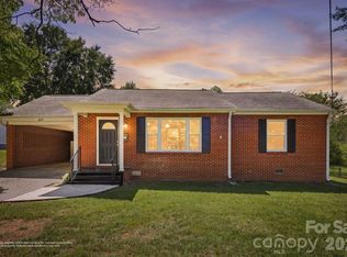 517 Battleground Rd, Lincolnton, NC 28092