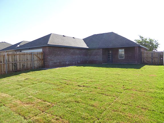 3rd image of 8304 Vail Dr