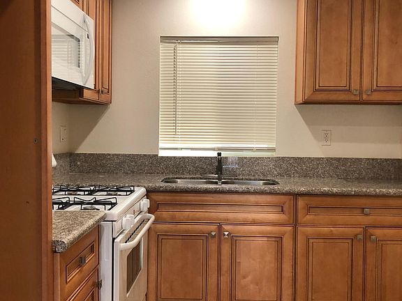 4th image of 117 Otis Ave APT 10