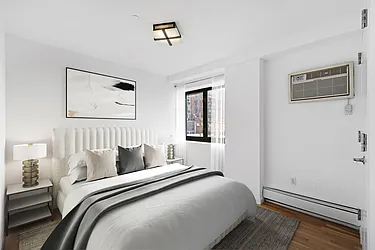 Sold by Thomas Lipovetsky, LREB