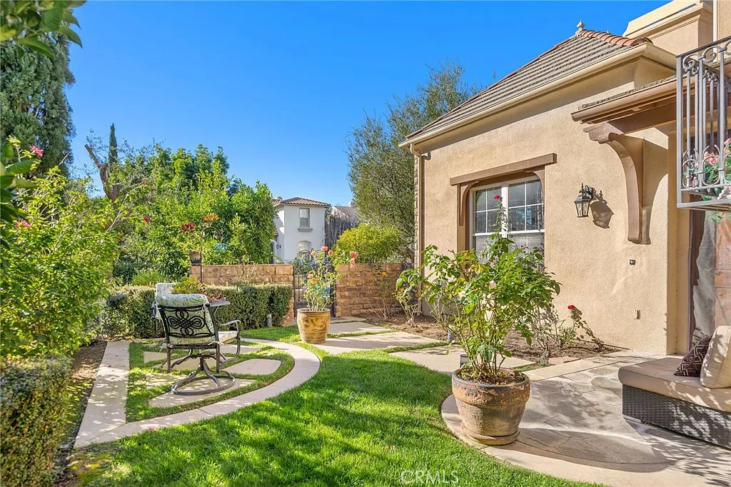 5 bed, 4200 sqft, $14,998 — Photo 4