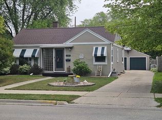 1127 Gross Ave, Green Bay, WI 54304