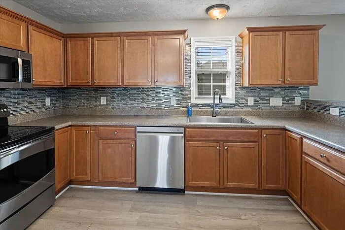 5231 Goshawk Dr — Photo 12