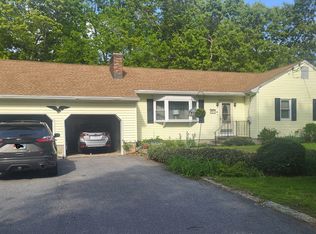 85 Dayton Rd, Waterford, CT 06385