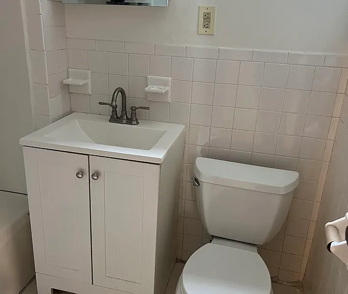 82 Chestnut St #1 — Photo 4
