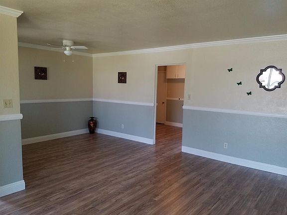 5th image of 2966 E Brown Ave