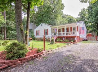 8818 Peach Grove Rd, North Chesterfield, VA 23237