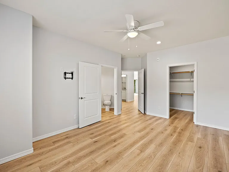 Cala Luxury Apartments — Photo 49