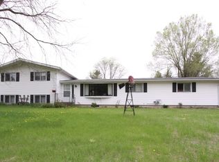 33975 W Whitewater St, Lone Rock, WI 53556