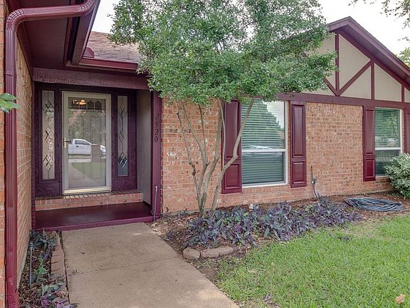 4th image of 2520 Westpark Way Cir