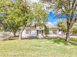 505 Depot St, Rowena, TX 76875