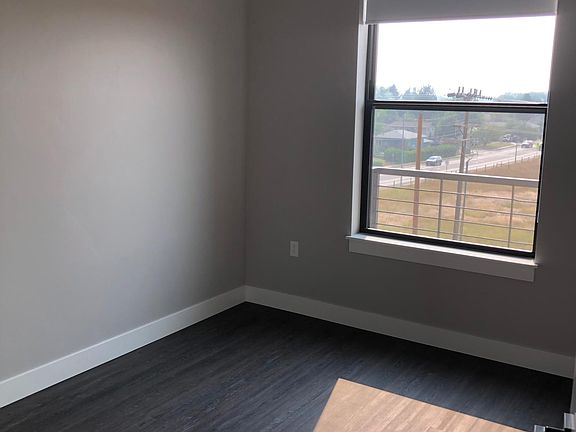 Large bedroom with great natural light