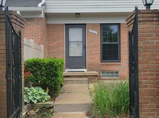 38928 Country Cir #123, Farmington, MI 48331
