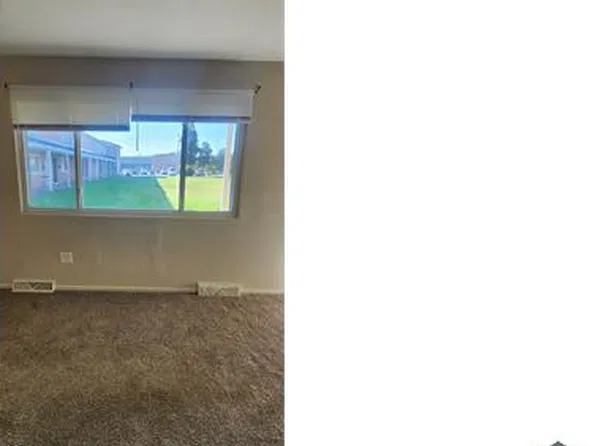 4871 Banbury Ct, Warrensville Heights, OH