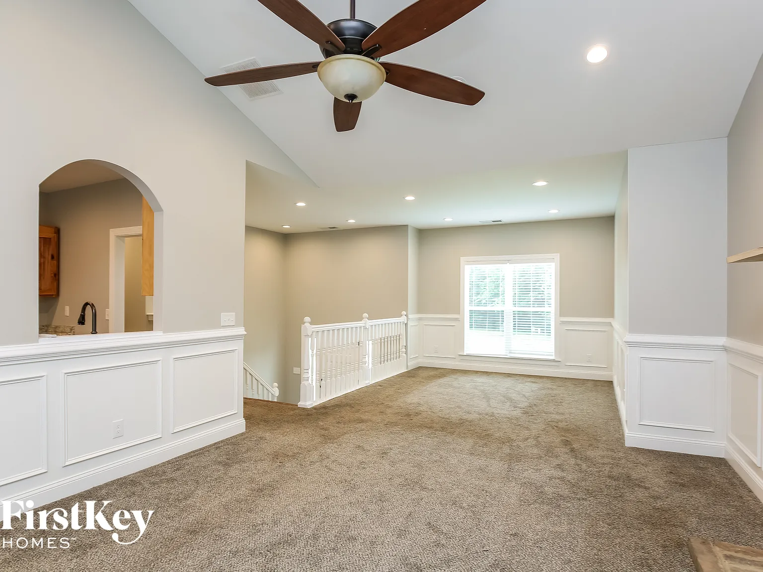 5 bed, 3.0 bath, 2460 sqft, $2,780 — Photo 3