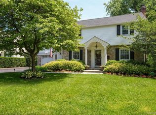 130 Siwanoy Boulevard, Eastchester, NY 10709