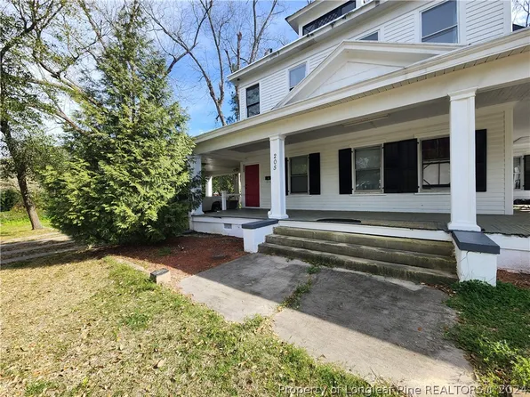 205 W 9th St, Lumberton, NC 28358
