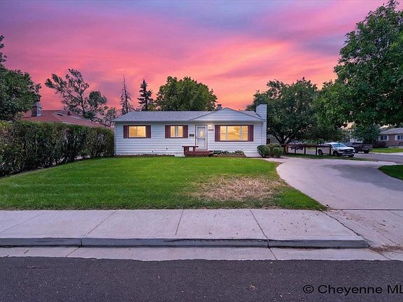 2nd image of 3905 E 8th St