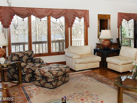 4th image of 1314 Saint Josephs Ct