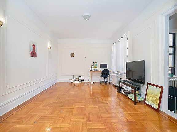 5th image of 15 Magaw Pl APT 5A
