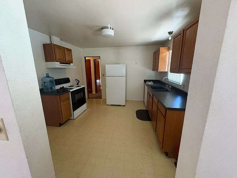 1618 Browne Ave #A — Photo 15