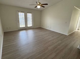 1115F Old Ebenezer Rd, Florence, SC 29501