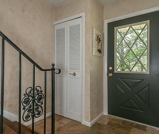 2nd image of 8300 Deepwood Blvd Unit 6
